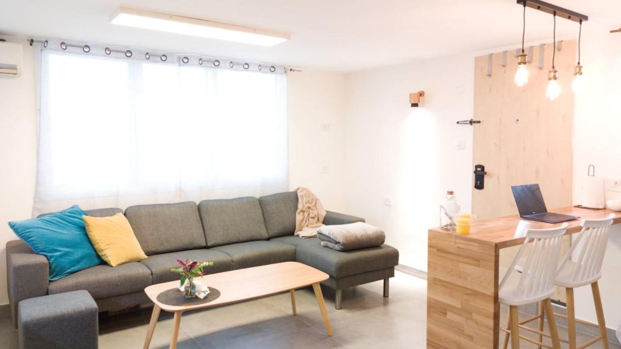 אשדוד Primrose Boutique Apartment מראה חיצוני תמונה